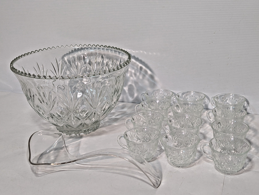 Vintage 14 Piece Crystal Clear Glass Star Scallop Party Punch Bowl Ladel Cup Set