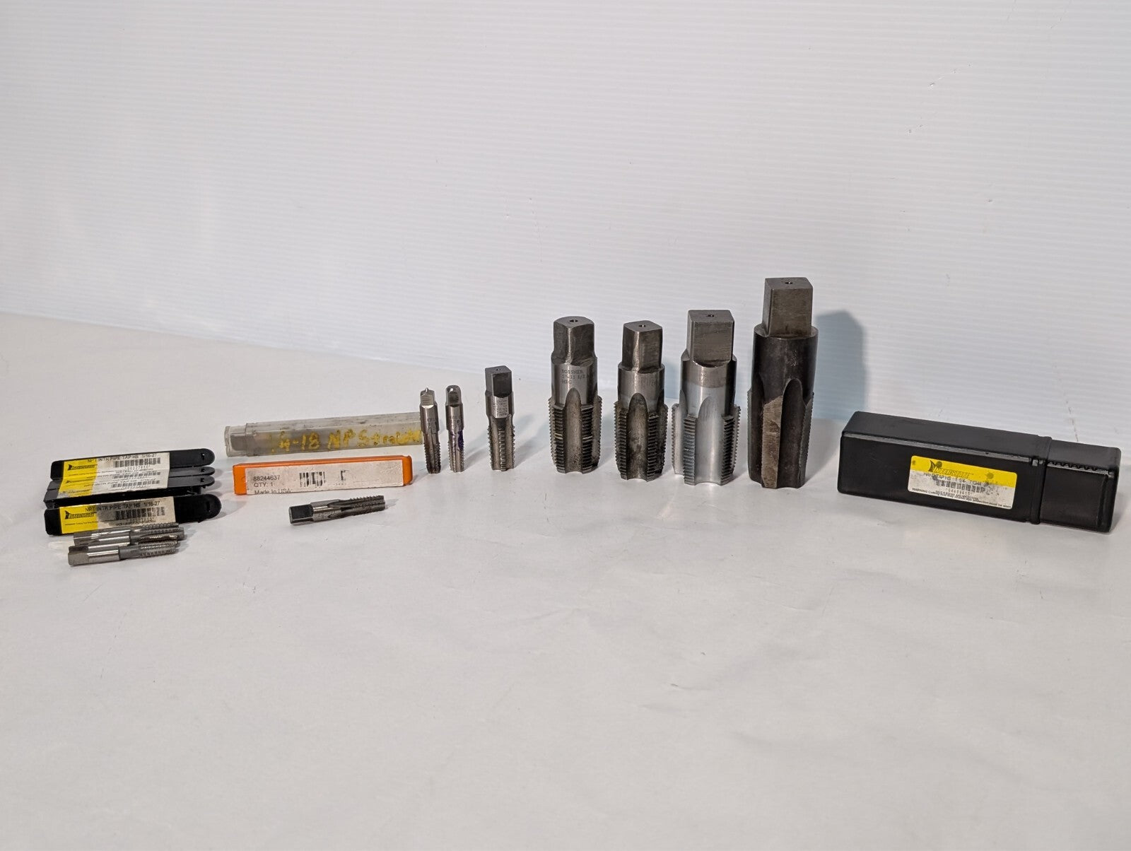 (19) Pipe Taps and Dies, Interstate Hertel Sossner Netco, See photos for specs.