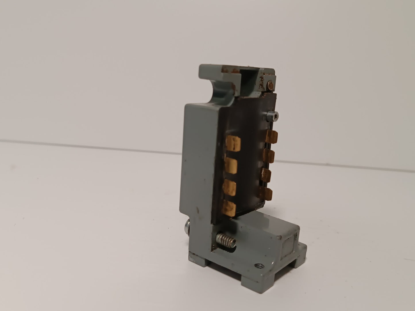 Square D 9007CO68 Limit Switch Plug In Unit 10A 600V DPDT 2NO 2NC