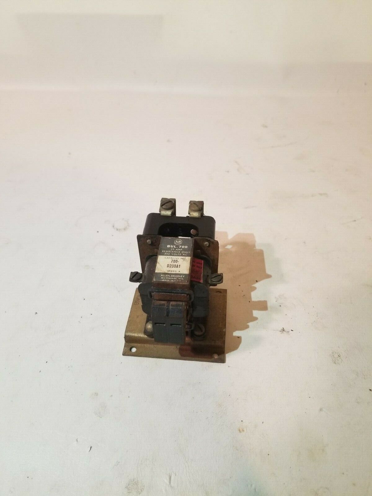 Allen Bradley 700-D200A1 Control System - Free Shipping