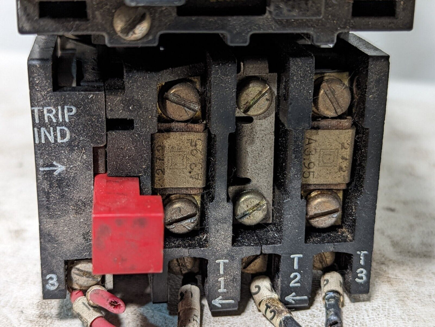 Square D 8536AO2 starter, NEMA size 00, 110-115V 60Hz, 100V 50Hz coil