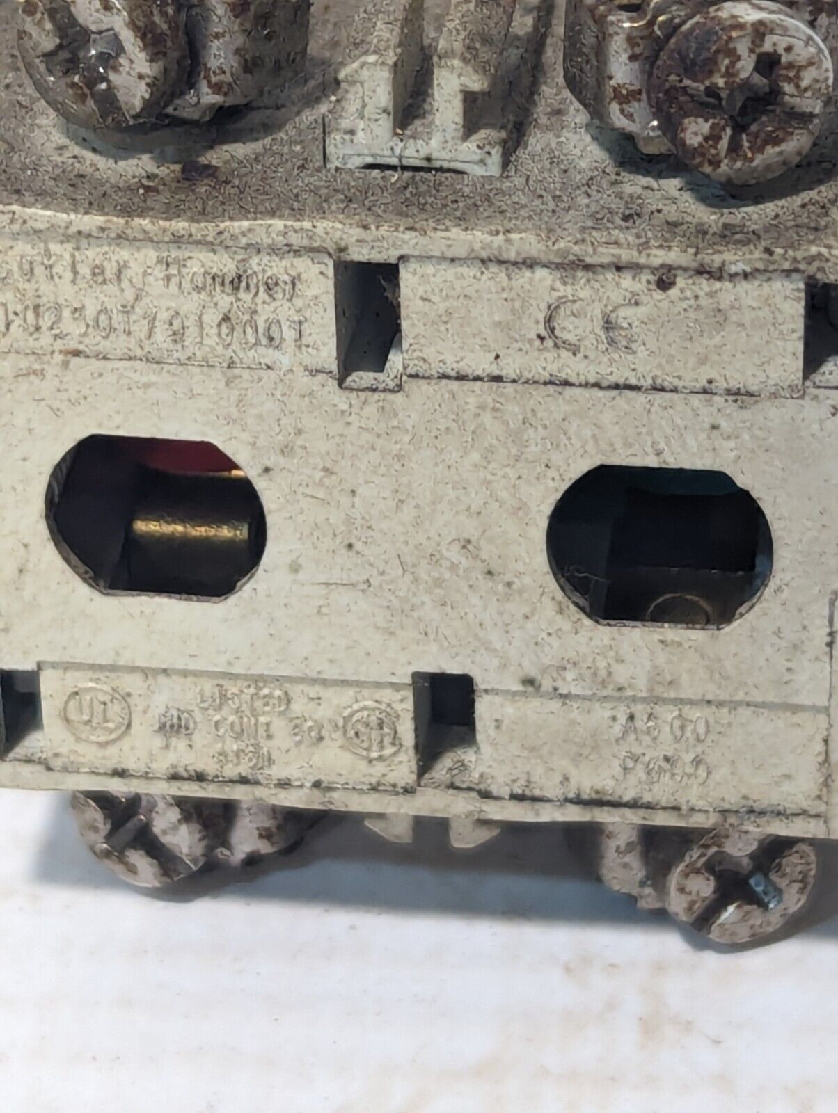 Cutler-Hammer 10250T/91000T Selector Switch (Black), 2 Position - Free Shipping