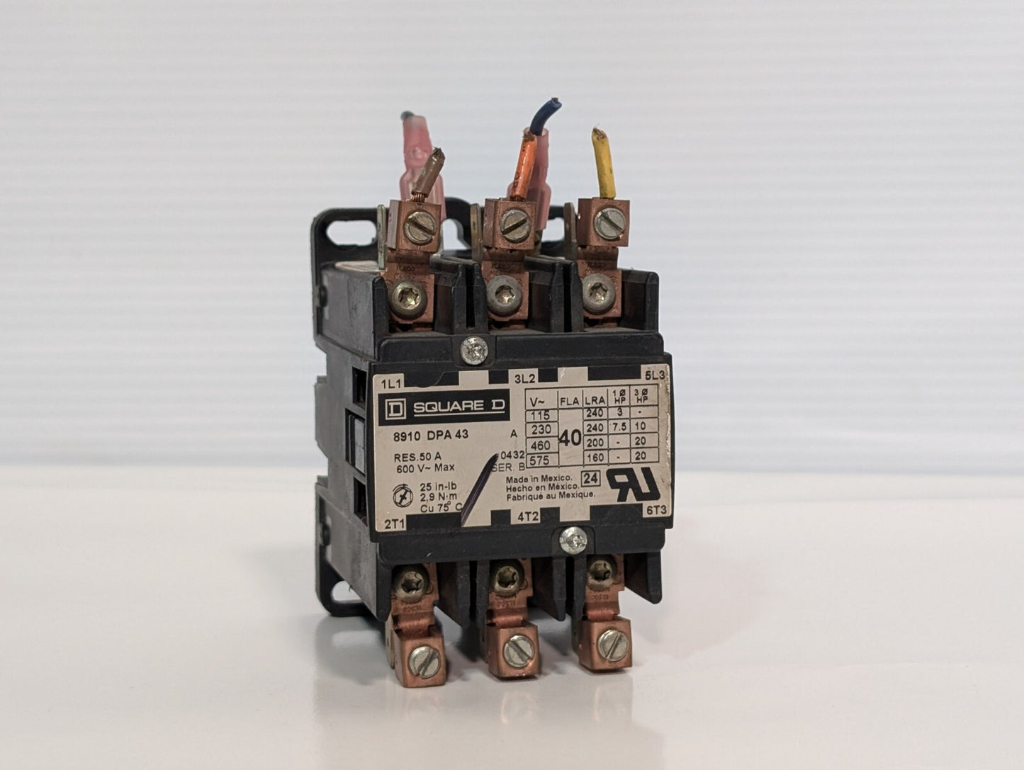 Square D 8910DPA43 Definite Purpose Contactor 50A Res, 40A, 3 Pole, Box Lug Term