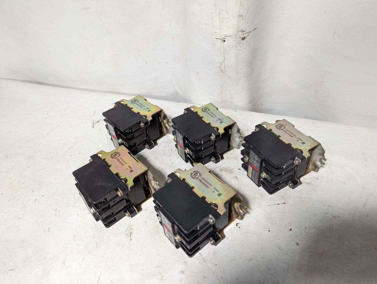 Allen-Bradley 700-N220A1 relay, type N, AC relay