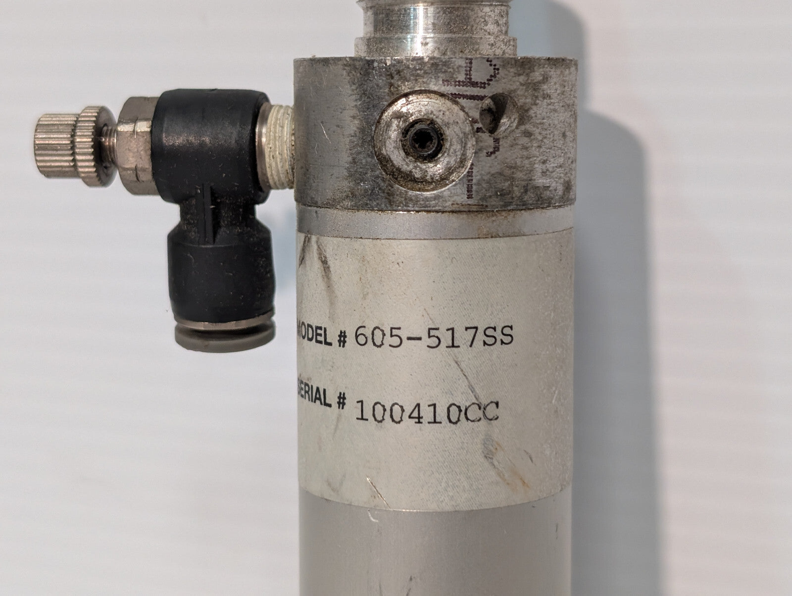 Unbranded 605-517SS Cylinder Industrial Assembly Component Serial 100470CC
