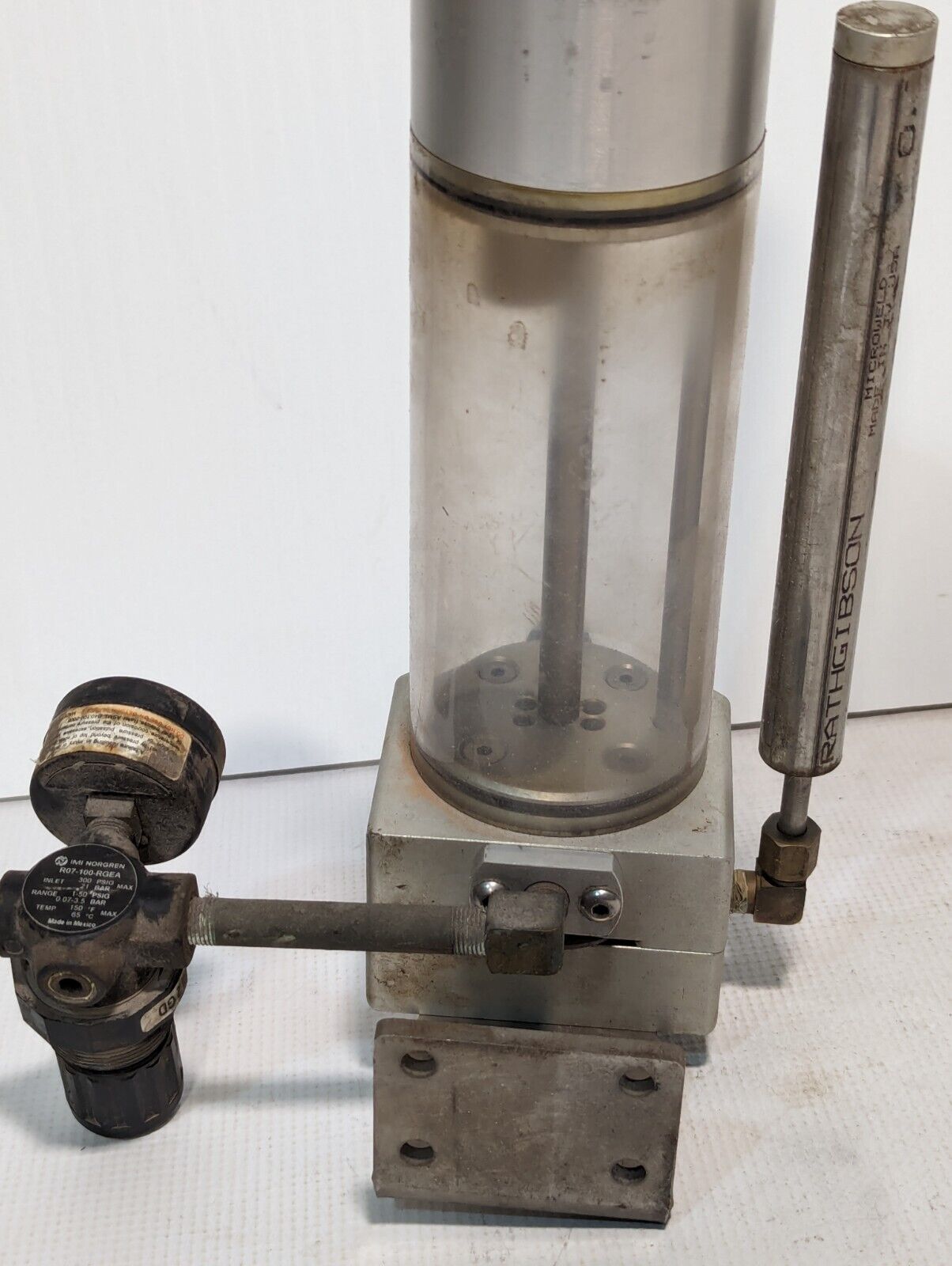 Pressure Regulator R07-100-RGEA with Imi Norgren Regulator - Free Shipping