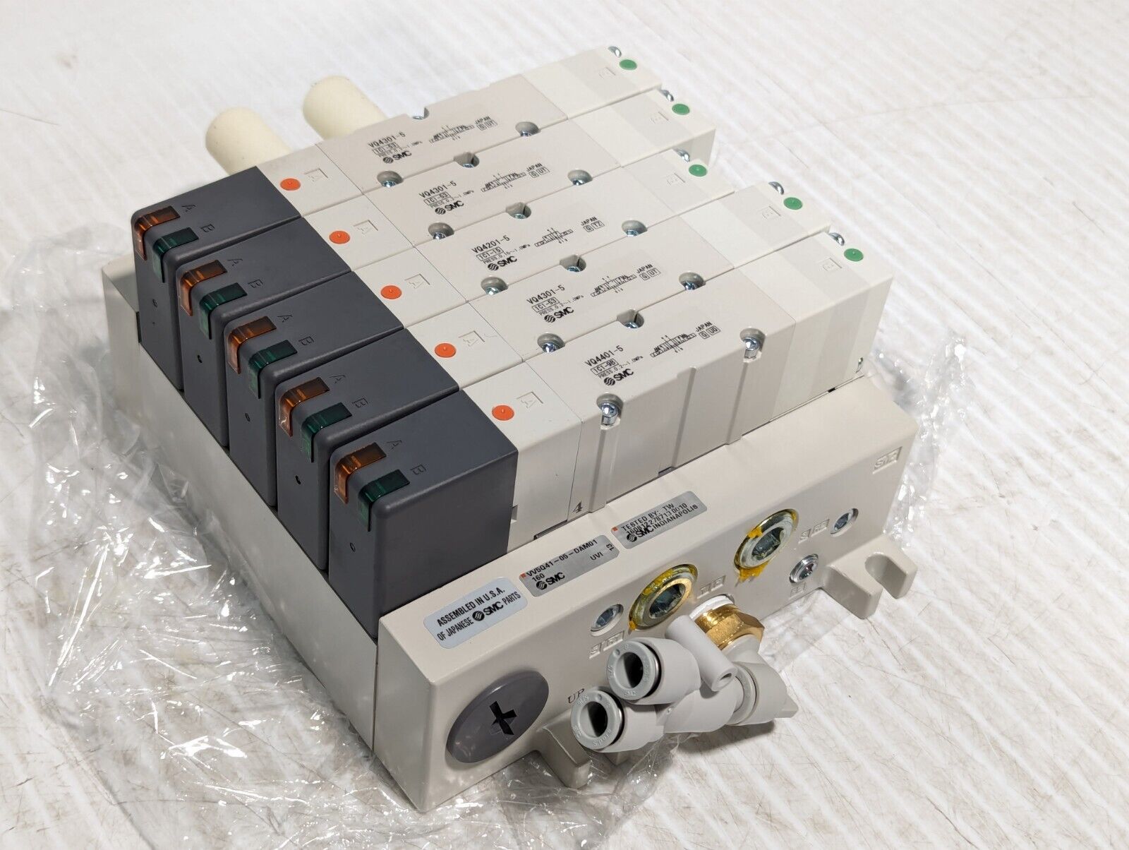 SMC VV5Q41-05-DAM01160 Manifold Assembly with  5 Solenoid Valves - Free Shipping