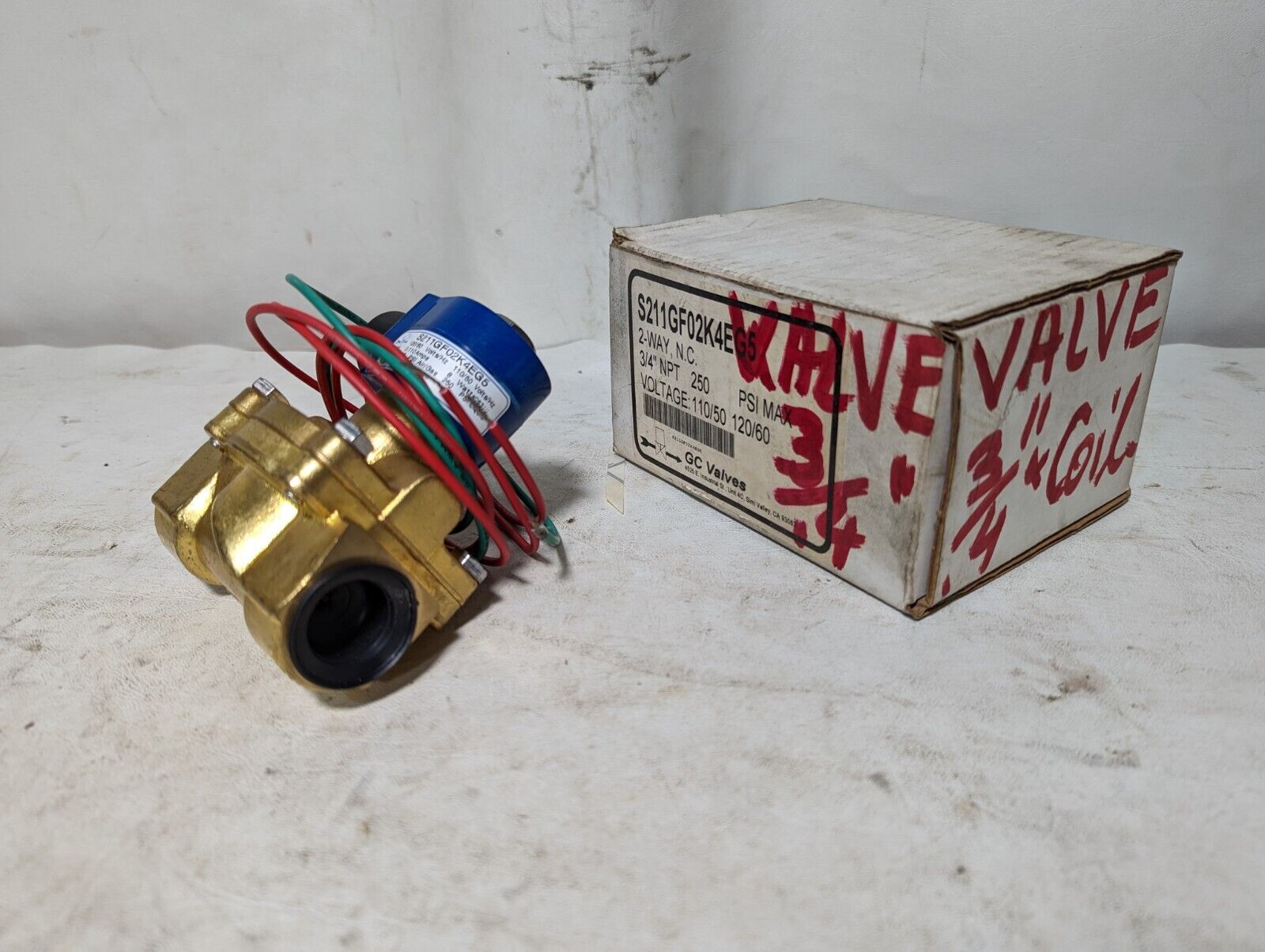 GC Valves S211GF02K4EG5 2-way valve, 3/4 NPT, 250PSI max, 110/120VAC
