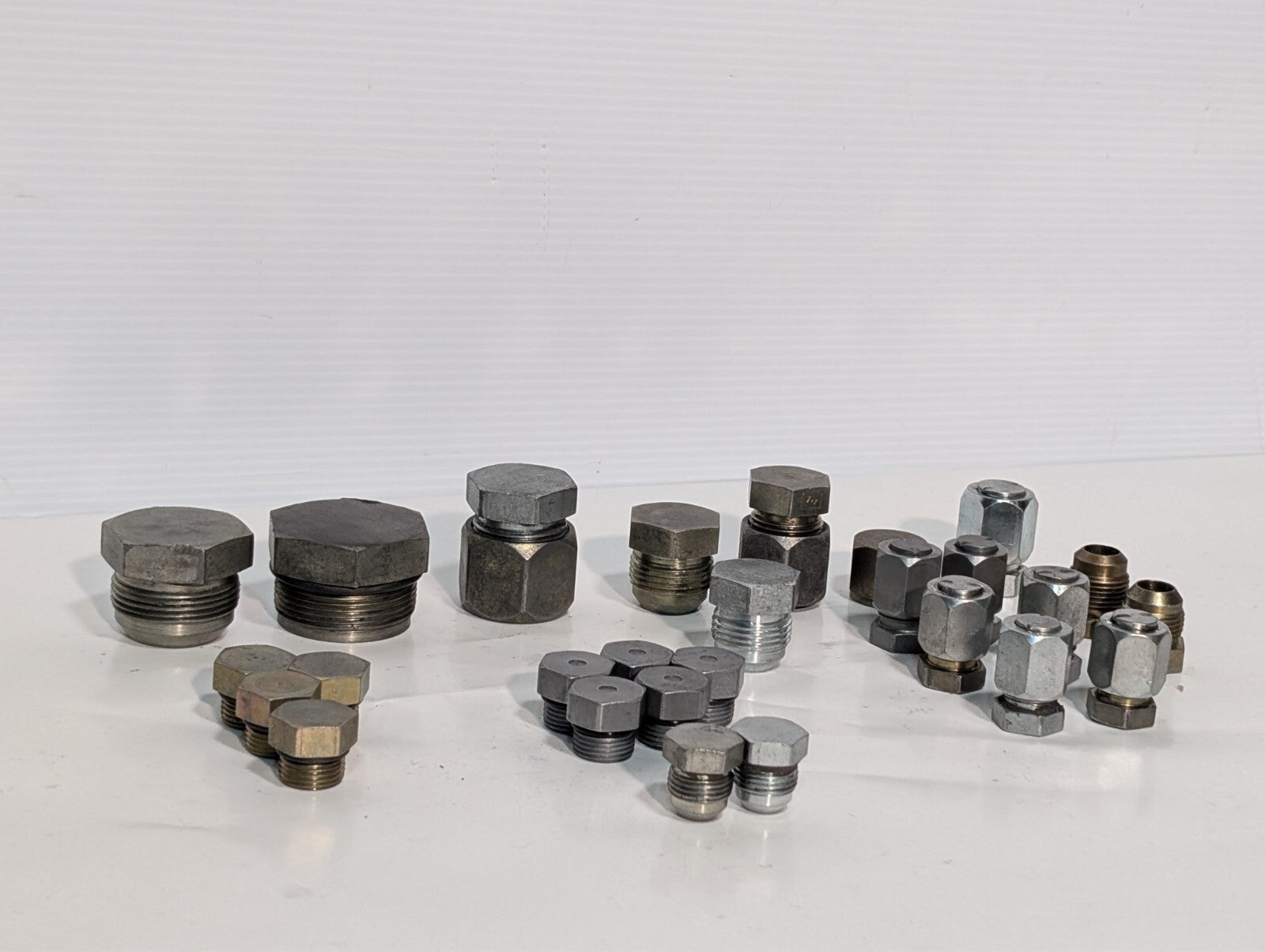 (27) High Pressure Compression Tube Fitting Adaptors Hex Head and Assorted Other