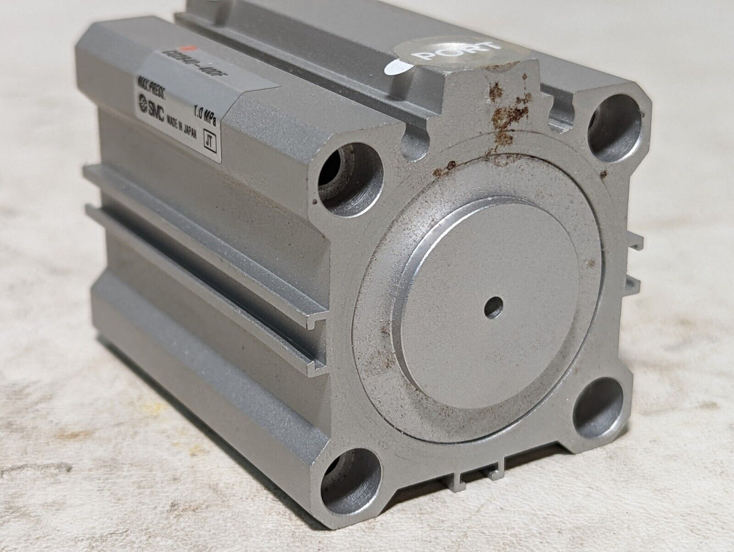 SMC CQ2B40-40DF cylinder, max pressure 1.0 MPa