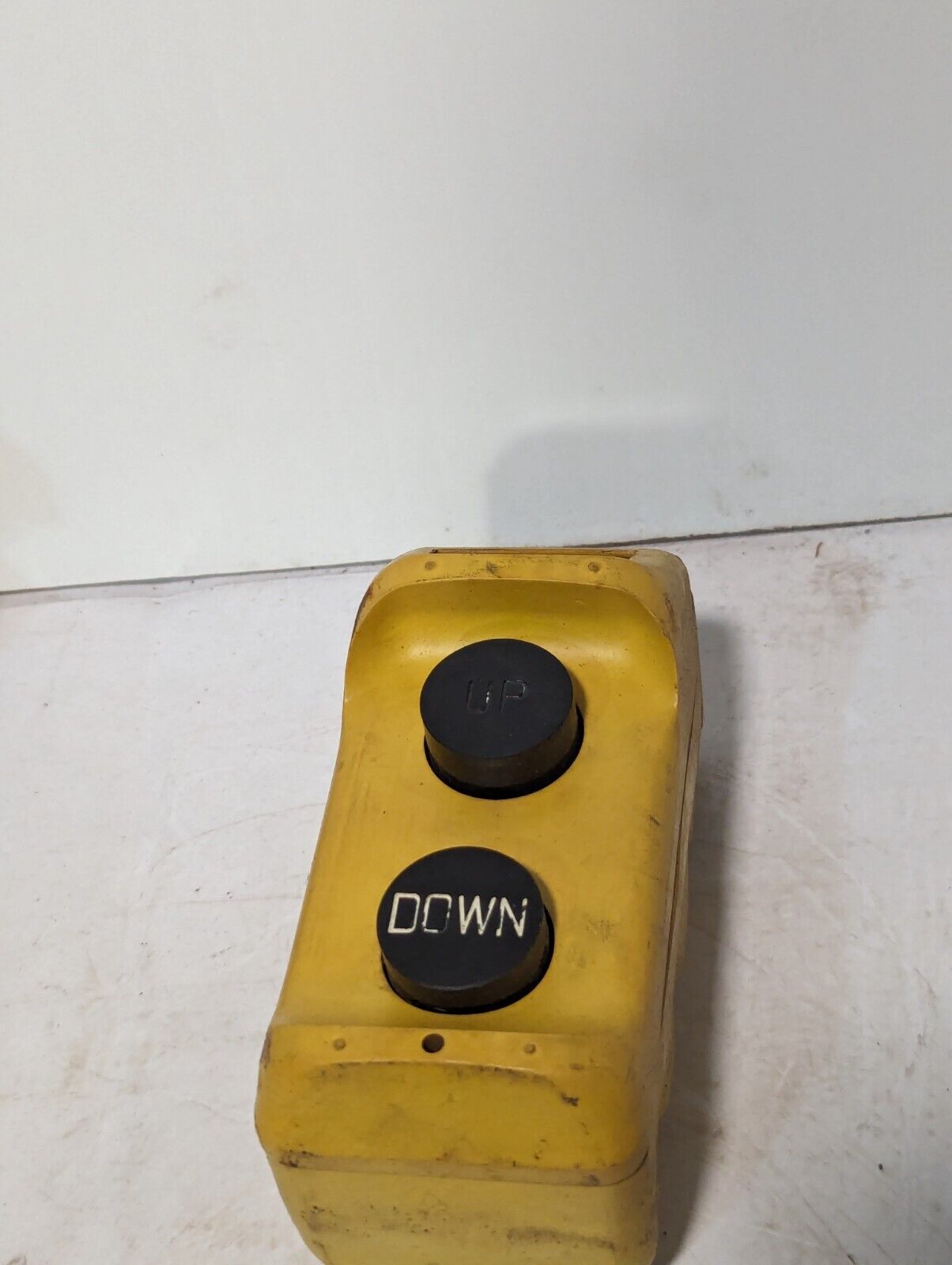 Square D B62Y 2 Button Hoist Control, 150vac, 300vdc - Free Shipping