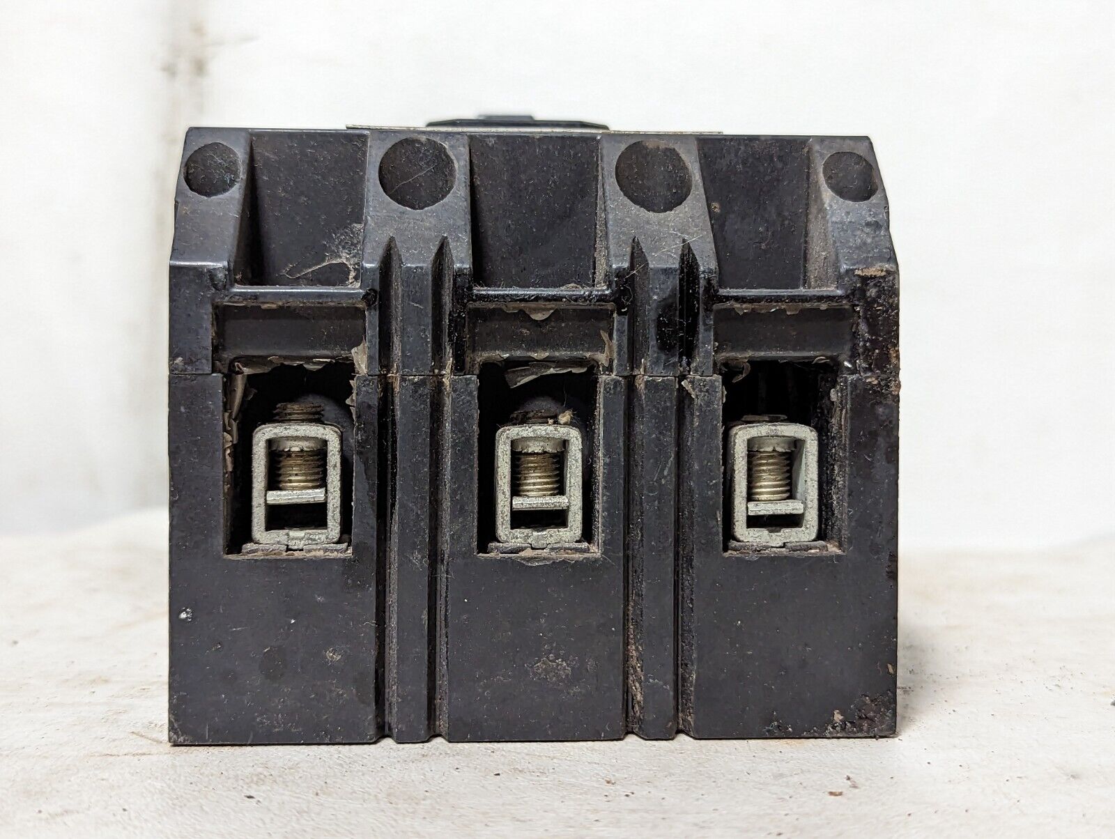 ITE ET4062 circuit breaker, type ETI, frame F, 3P, 600VAC, 10A