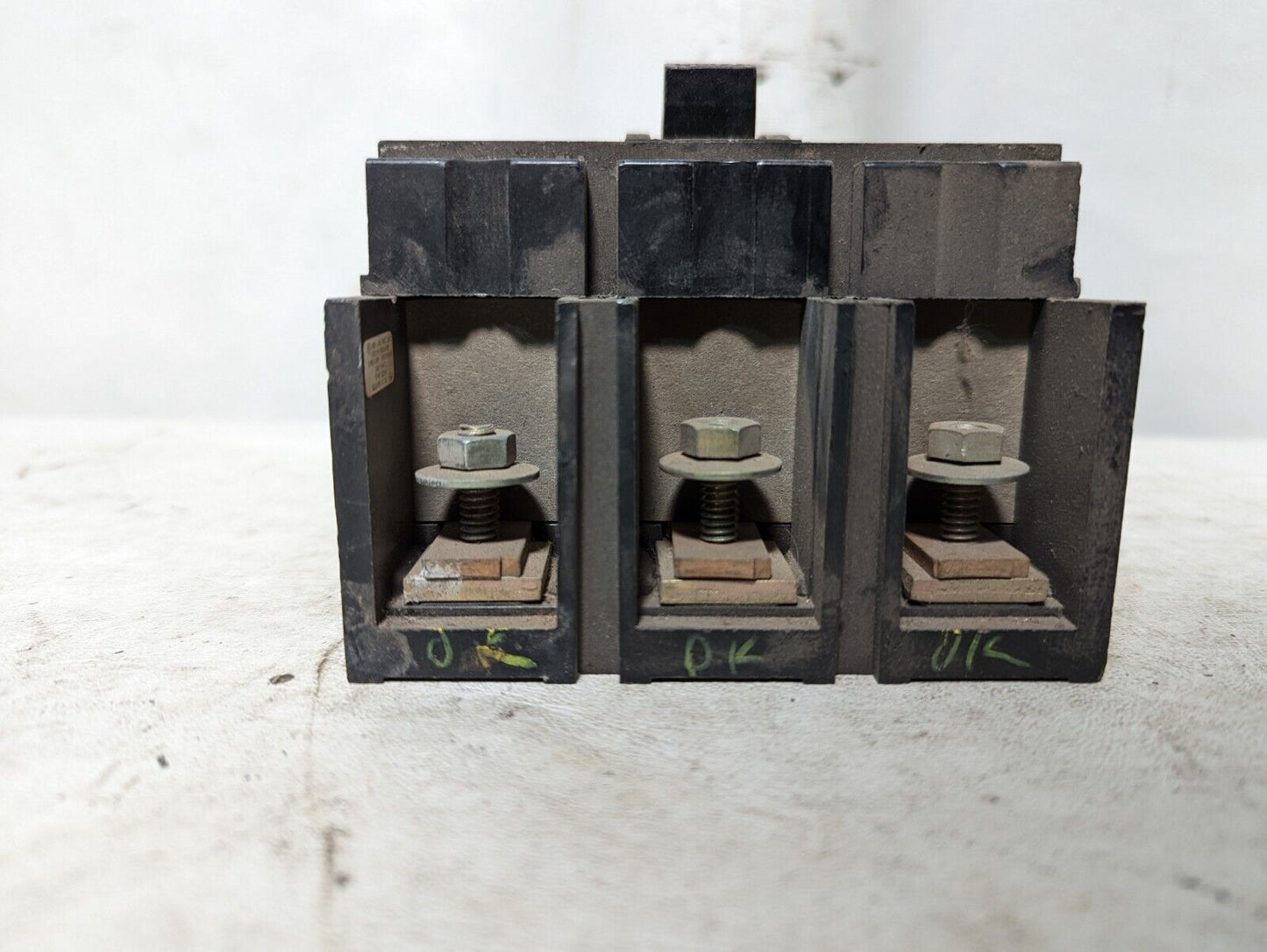 Square D Q2M-3150-MT circuit breaker, 150A, 240V, 3 pole