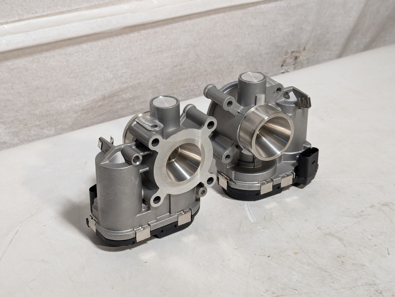 1 pcs KRK TT530YT Throttle Body 20MM-24V
