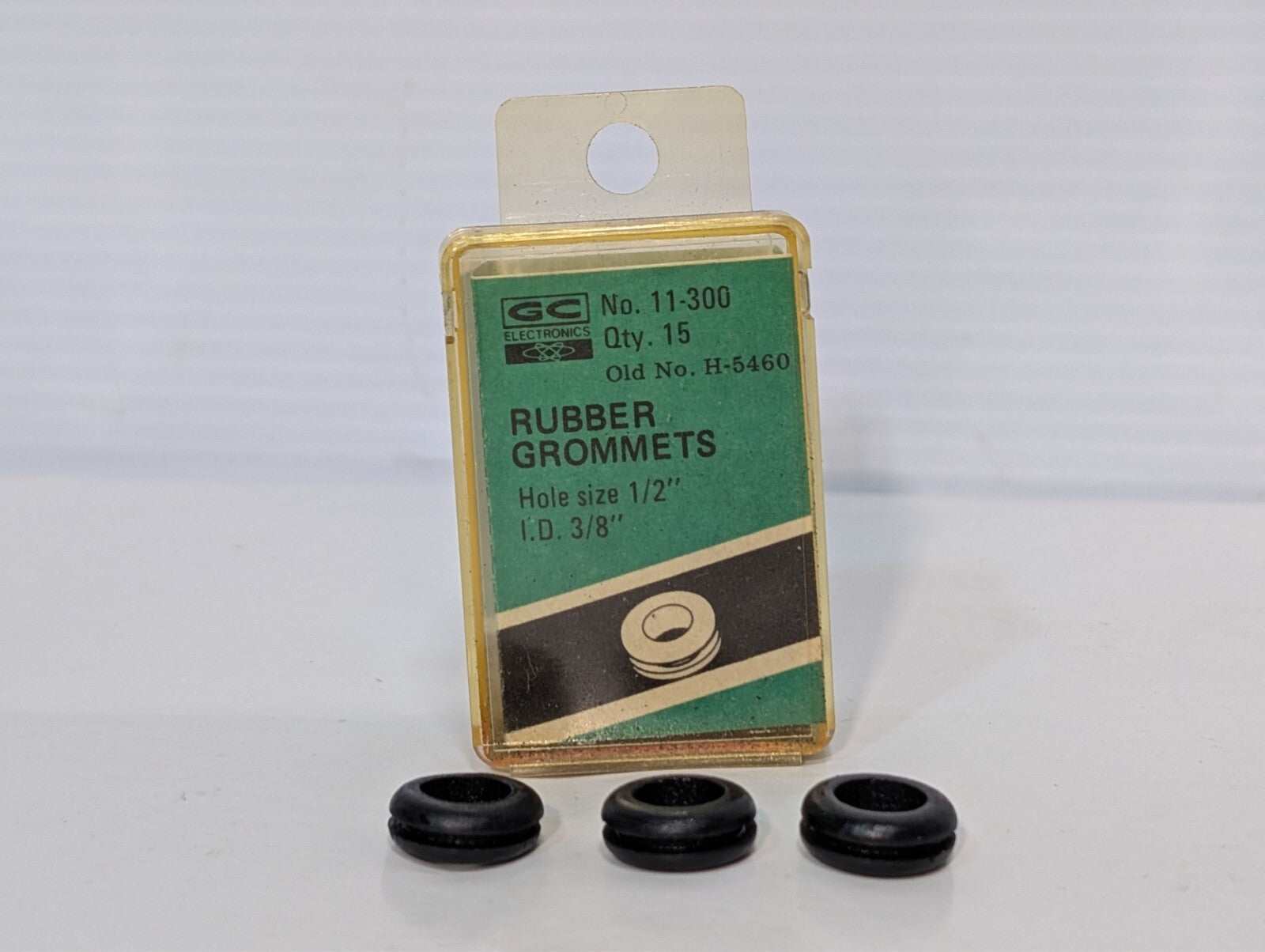 (90) GC 11-300 Rubber Grommets, Hole size 1/2" I.D. 3/8", 6 packs of 15