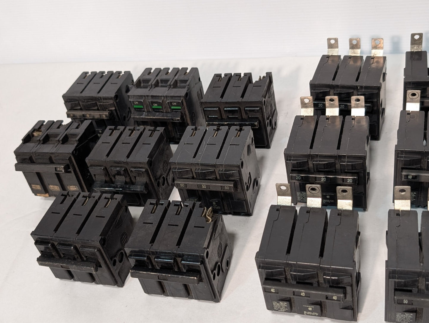 (19) Siemens 3-Pole Circuit Breakers, B- and BL- Type, 15A 20A 30A 40A 50A 60A