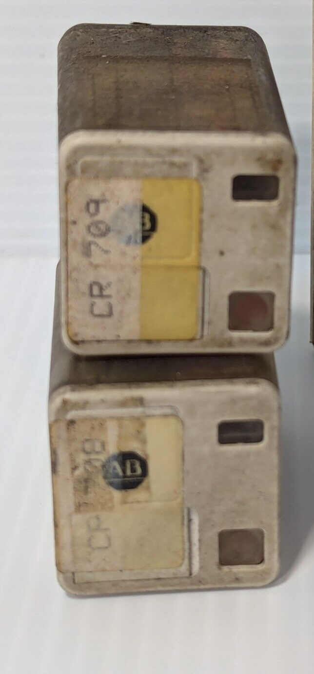 Lot of 2 Allen-Bradley 700-HA32A1-4 Relays, 10A, 230VAC - Free Shipping