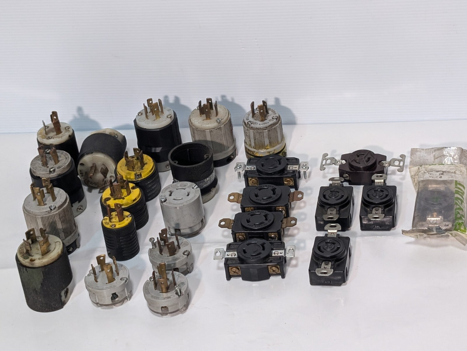 (25) Electrical Plugs Incl. NEMA L-18-20-R
