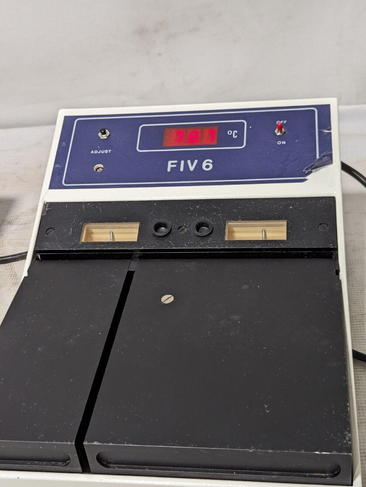 Ste Carteau & OTS FIV 6 incubator