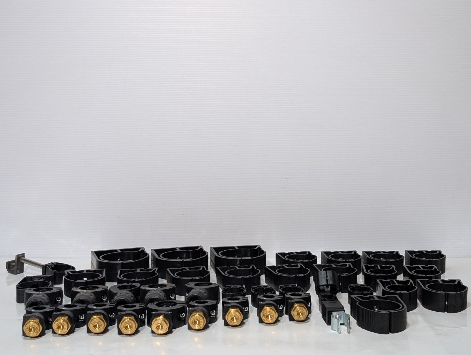 (80) Connectors for Pneumatic Aluminum Tubes Airnet Pipe Clamps Transair Outlets