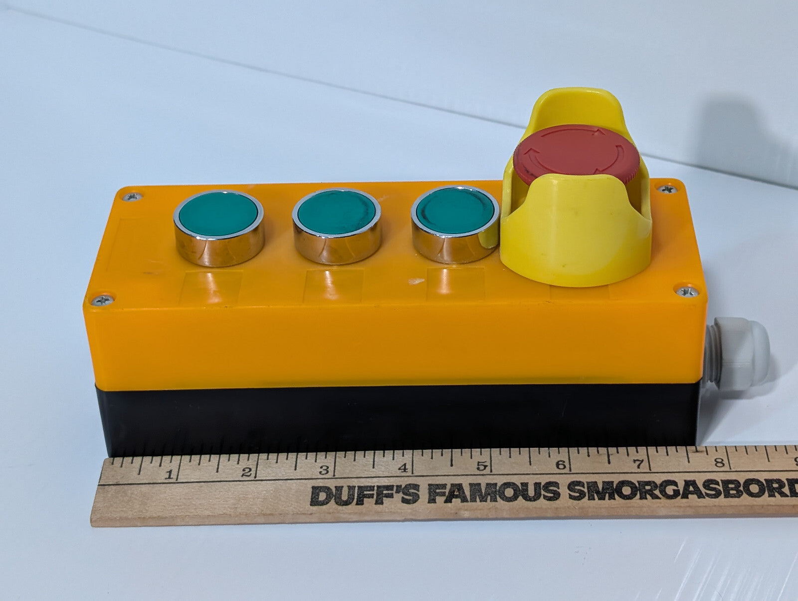 Yellow Industrial Push-Button Switch Control Box Emergency Stop Knob 3 Green