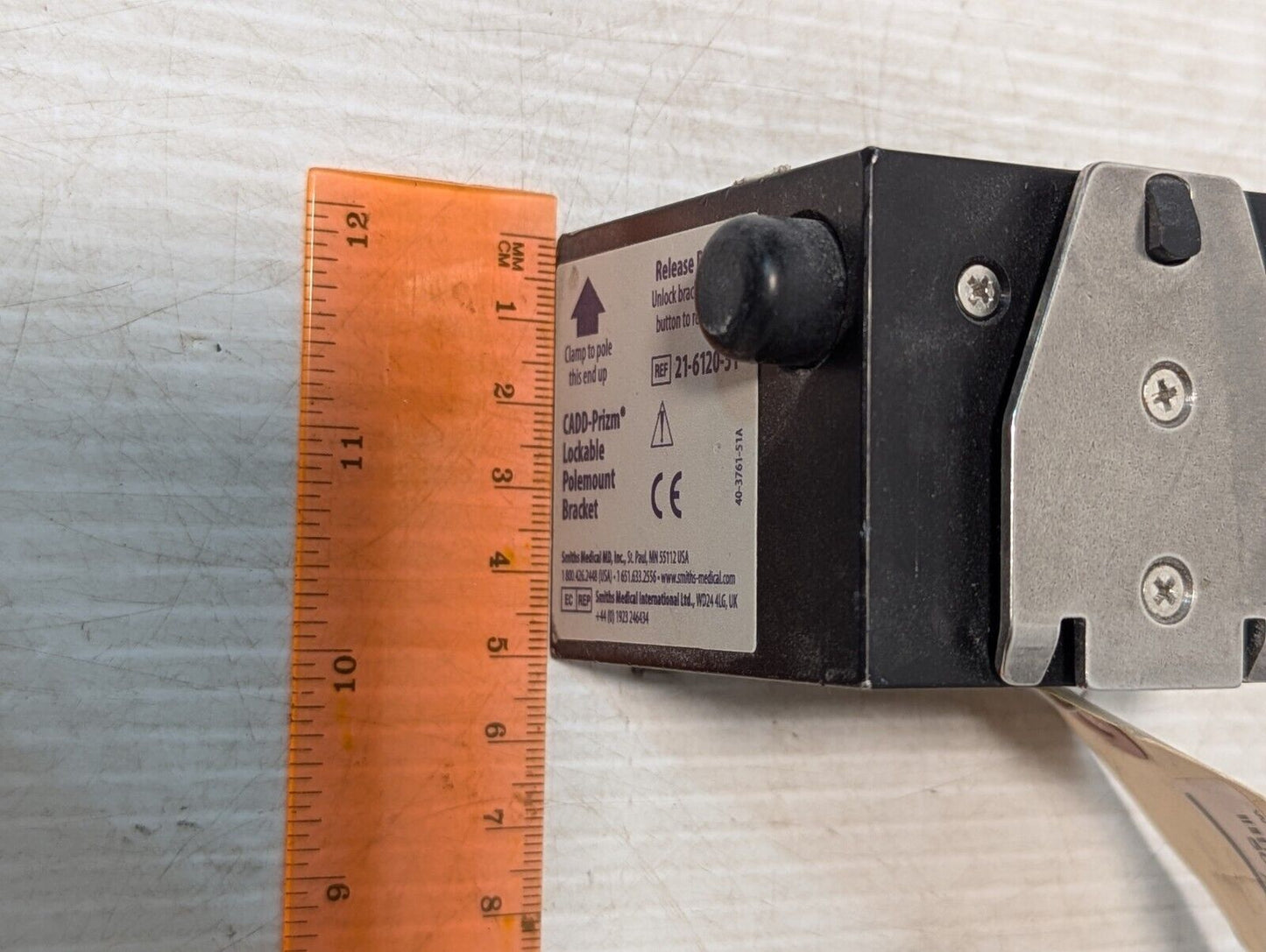 Smiths CADD-PRIZM Lockable Polemount Bracket Ref 21-6120-51 - Free Shipping