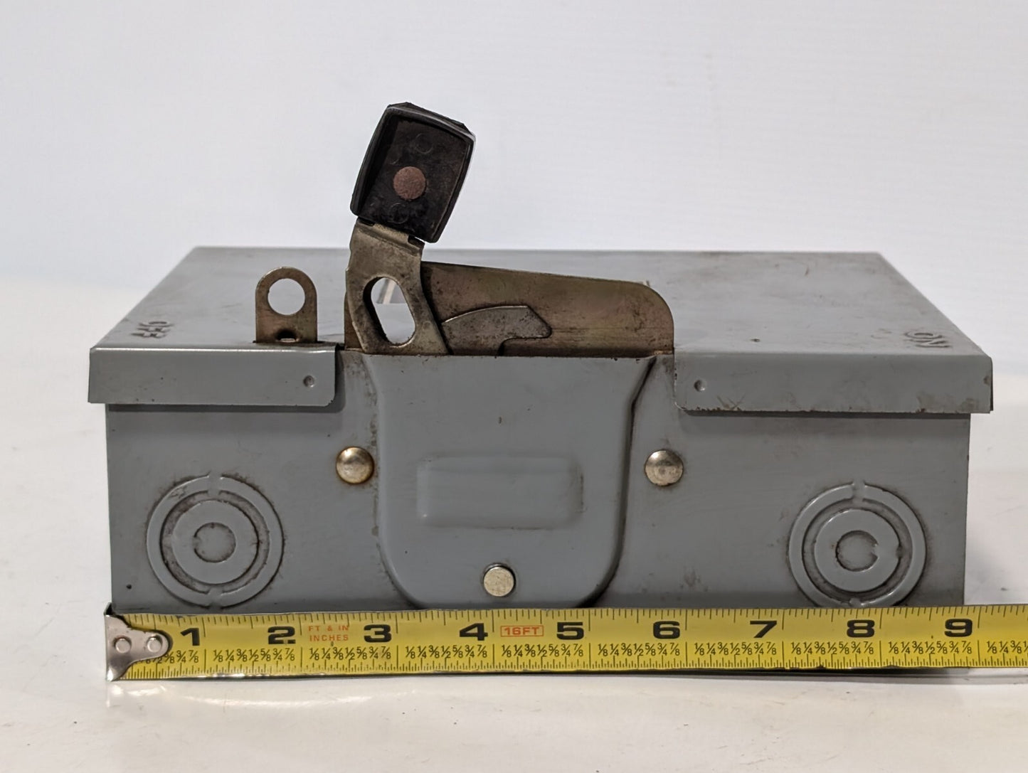 Square D DU321 Safety Switch: Non-Fusible, 30a, 240vac, 3Ph, Galvanized Steel