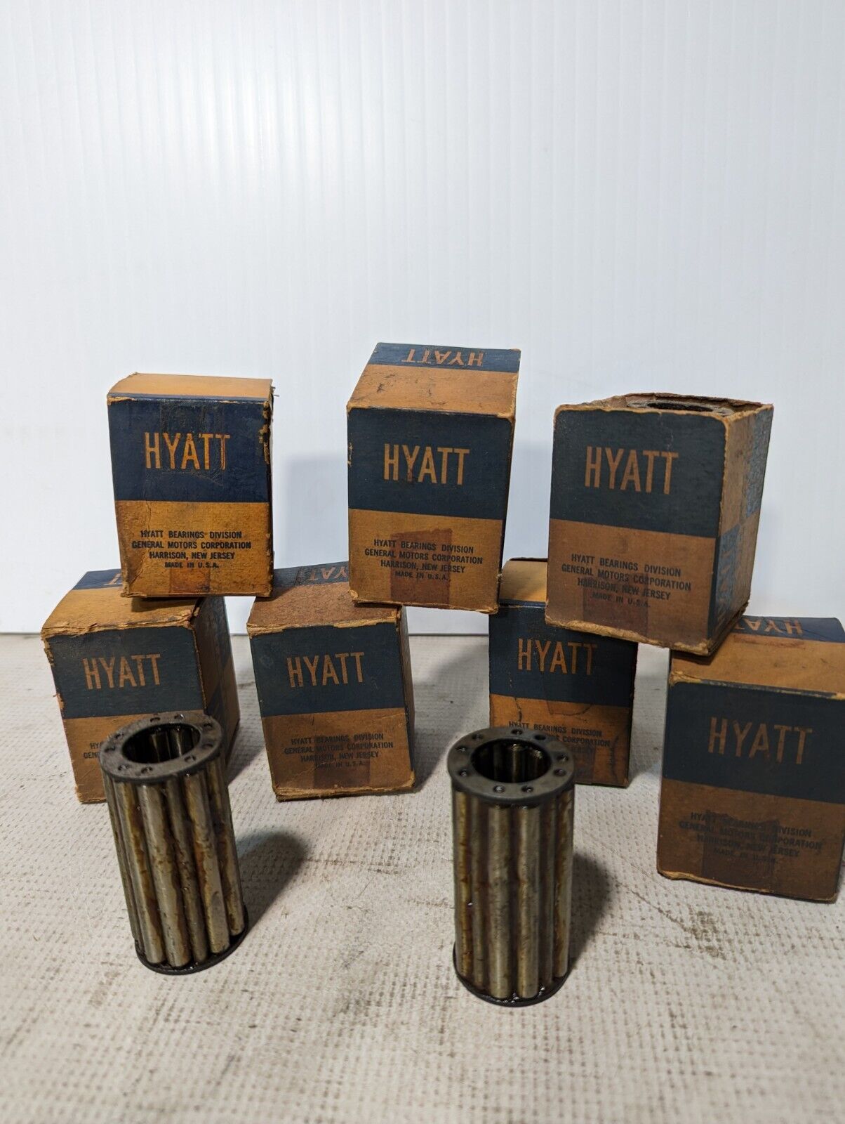 Lot of 7 Hyatt 4593 cylindrical roller bearings as shown