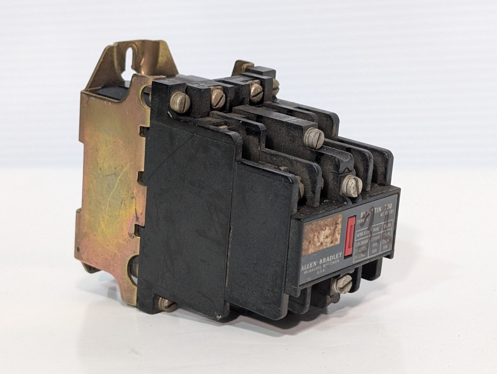 Allen Bradley 700-N600A1 Control AC Control Relay, 84AB86 Coil 110\120v, Type N