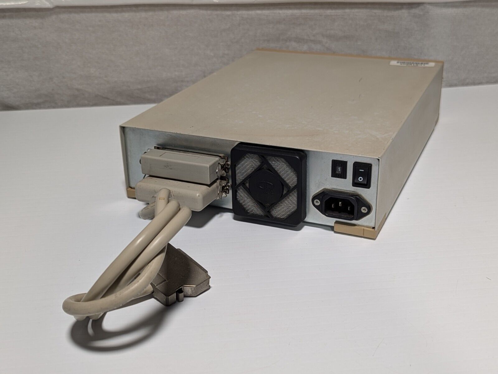 Plasmon RF7030e External Multifunction Magneto-Optical SCSI Disk Drive