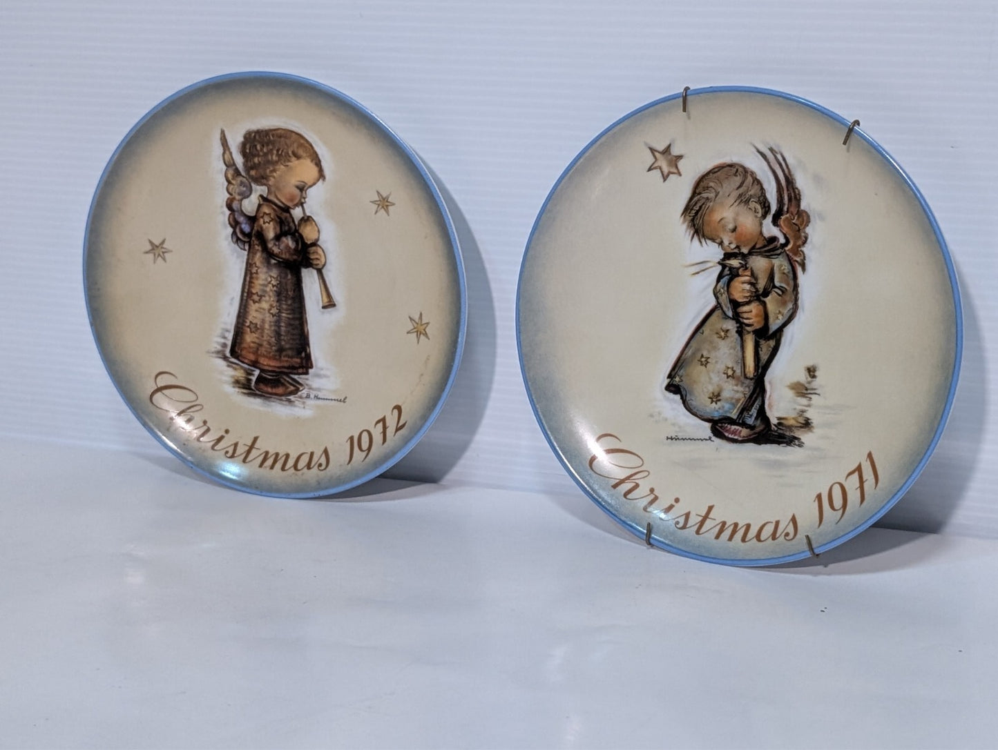 (2) Bertha Hummel Christmas Plate 1971 1972 Heavenly Angel Children
