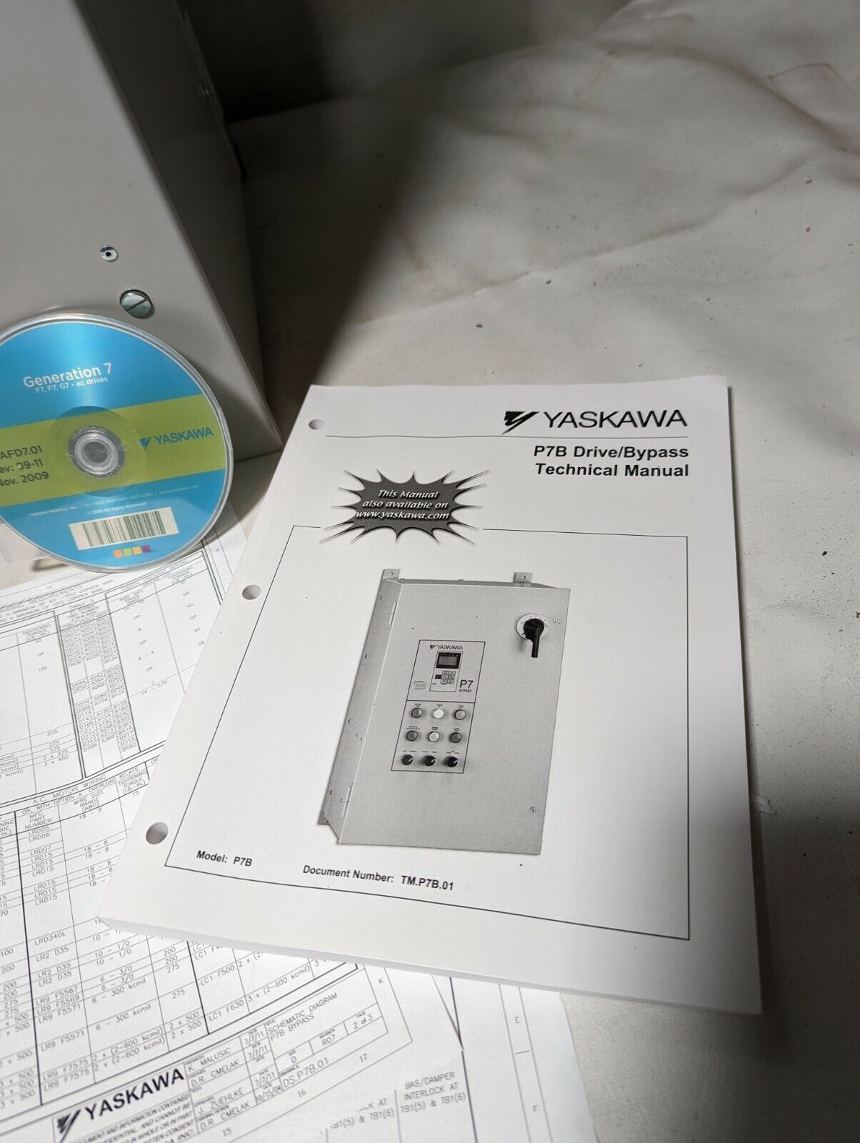 Yaskawa P7B drive with bypass, P7BVD030X, output 0-208V, 0-60Hz, 30.8A, 3 phase