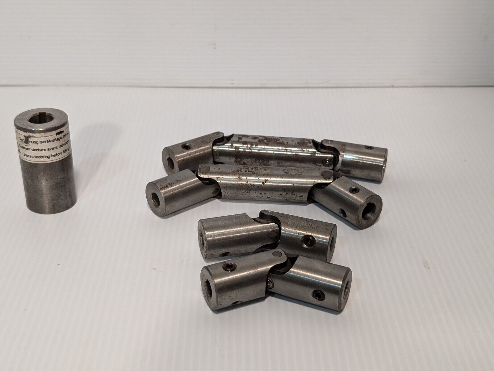 Lot of 4 Connecting Universal Joints, plus other item as pictured -Free Shipping