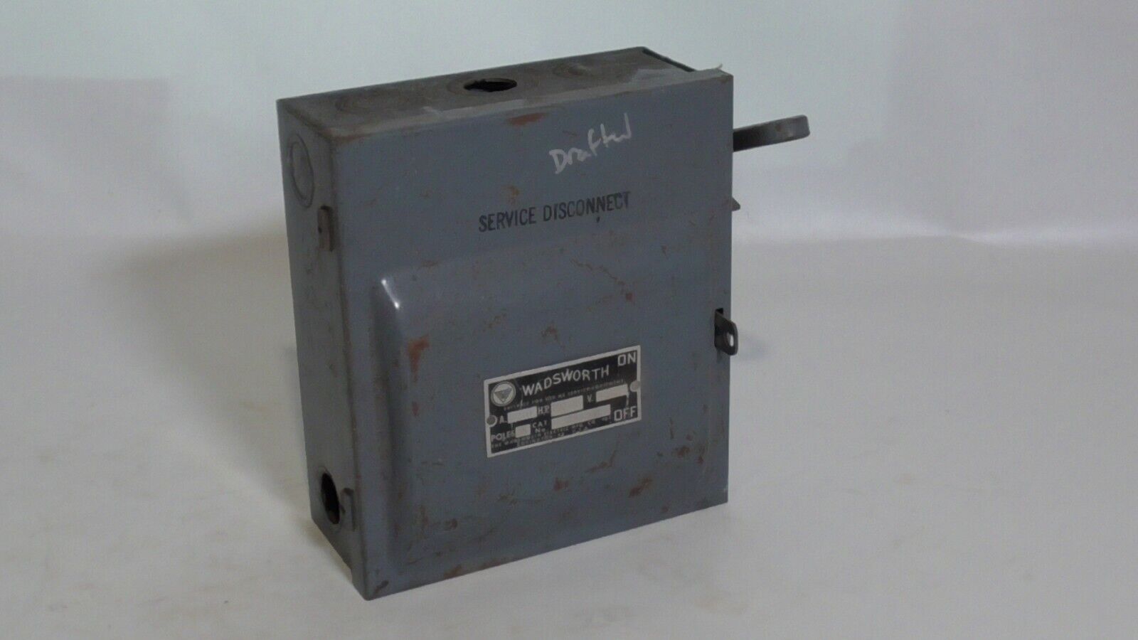 Wadsworth 8733N service disconnect, 30 Amp, 240 VAC, 4 poles