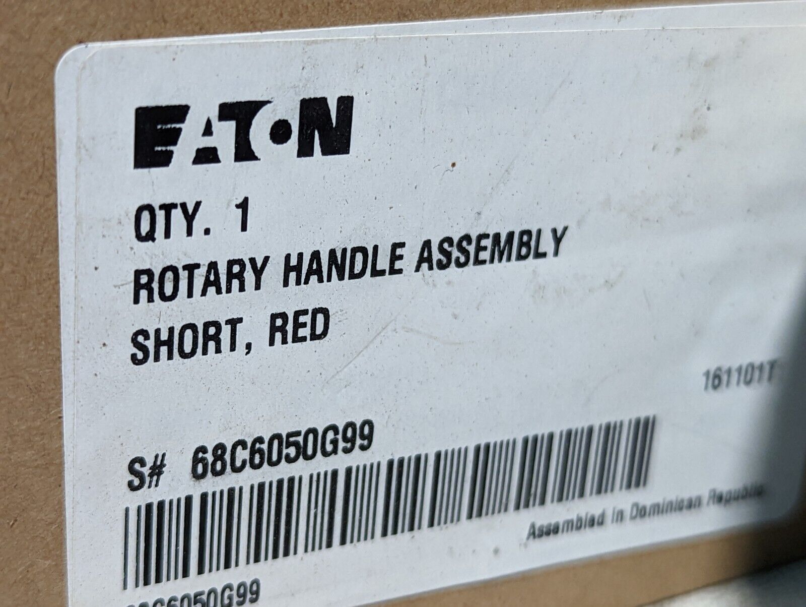 Eaton 68C6050G99 rotary handle assembly, short, red