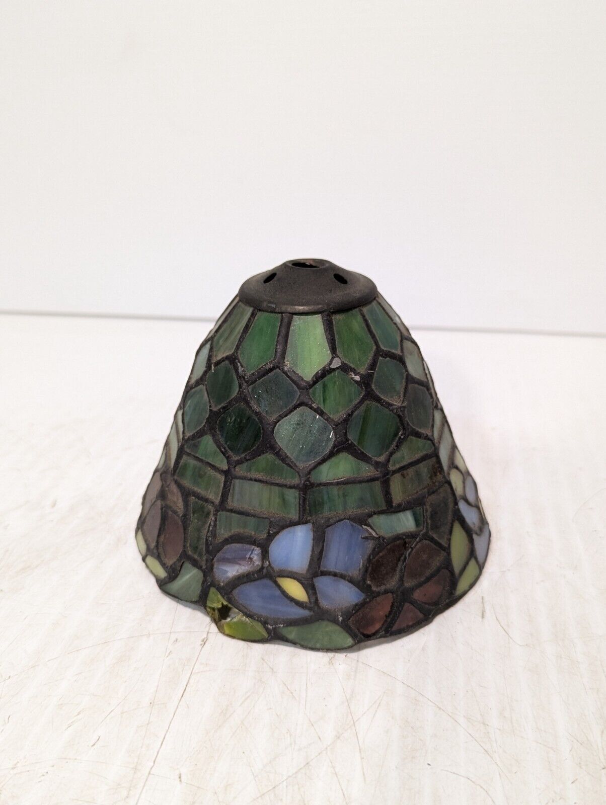 Tiffany Style Stained Glass Sconce Light Victorian Floral, Lamp Shade -Free Ship