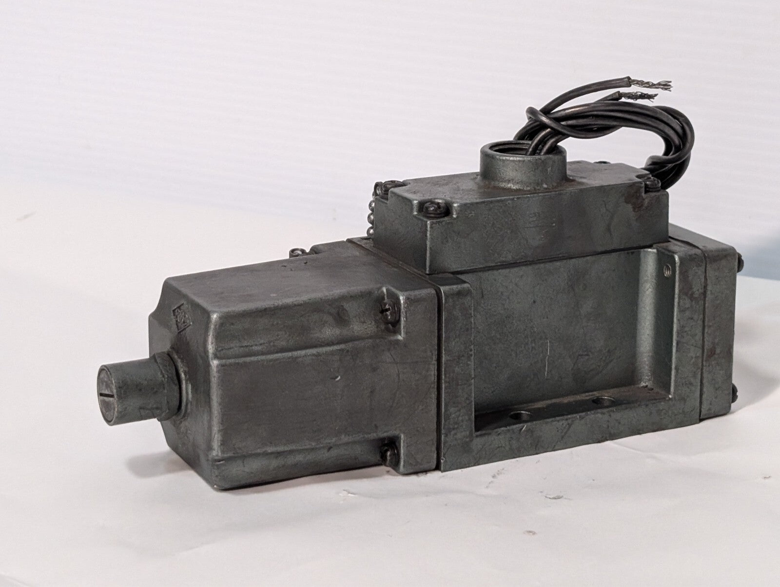 SMC NVS 4134-0009D Directional Air-Operated Solenoid Valve