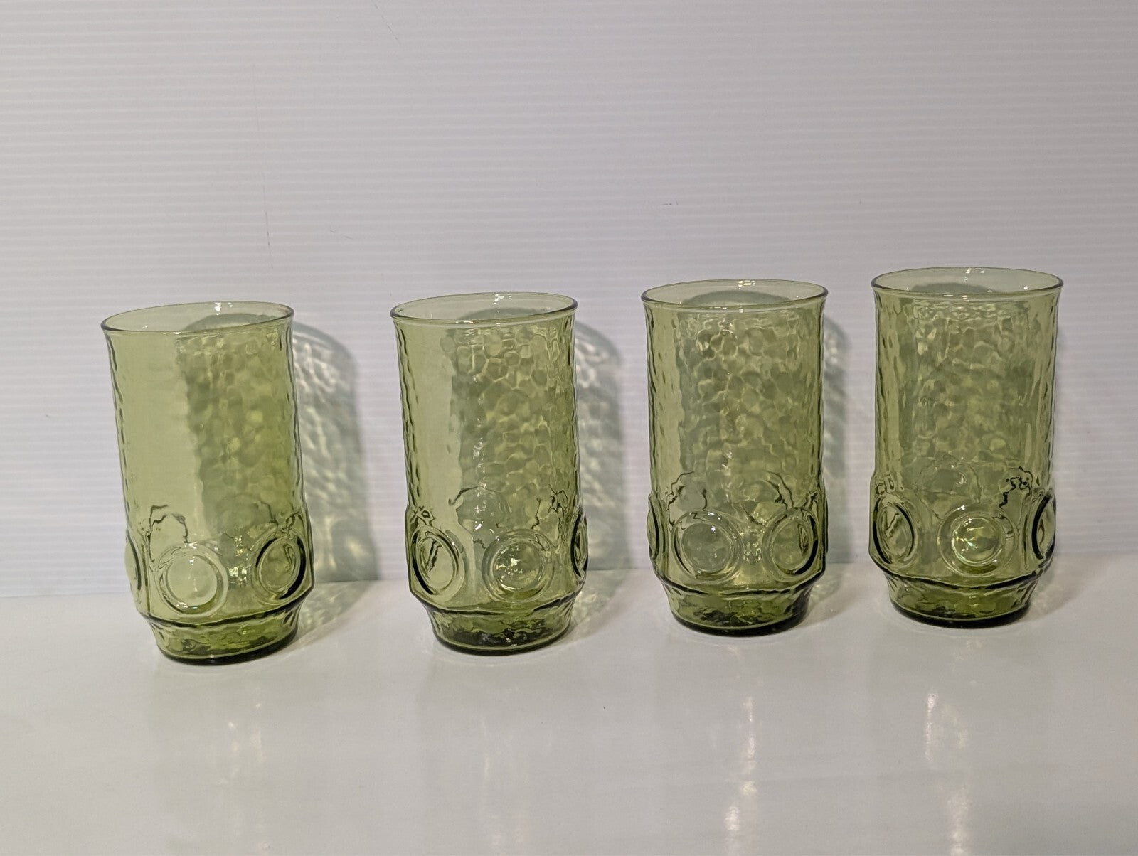 (4) Heritage Hill Green Avocado Hocking Drinking Glass Tumbler Circles Textured