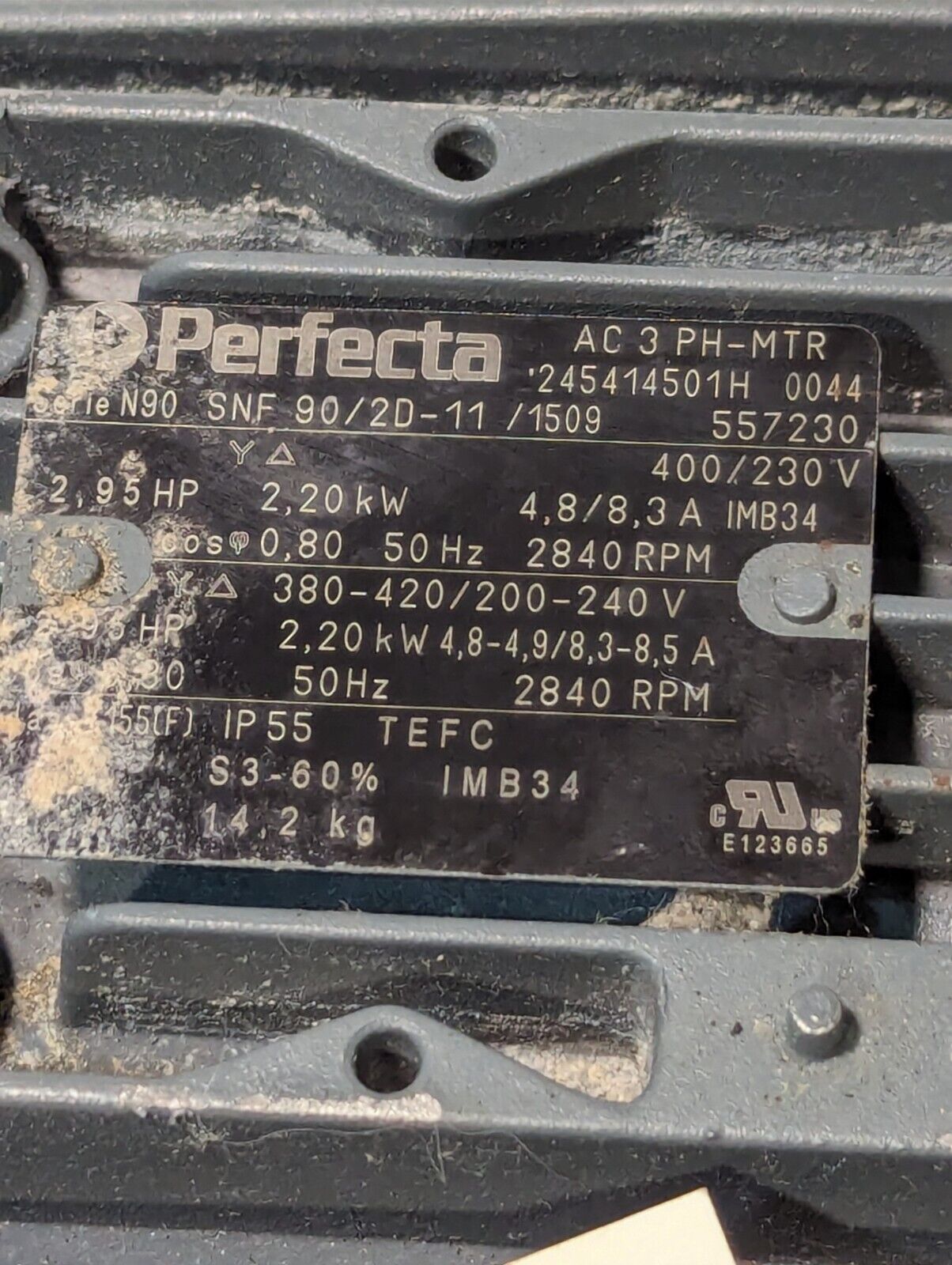 Perfecta N90 3-Phase Motor, 2840 RPM, 2.95HP, 400/230V + Turbocharger-Free Ship