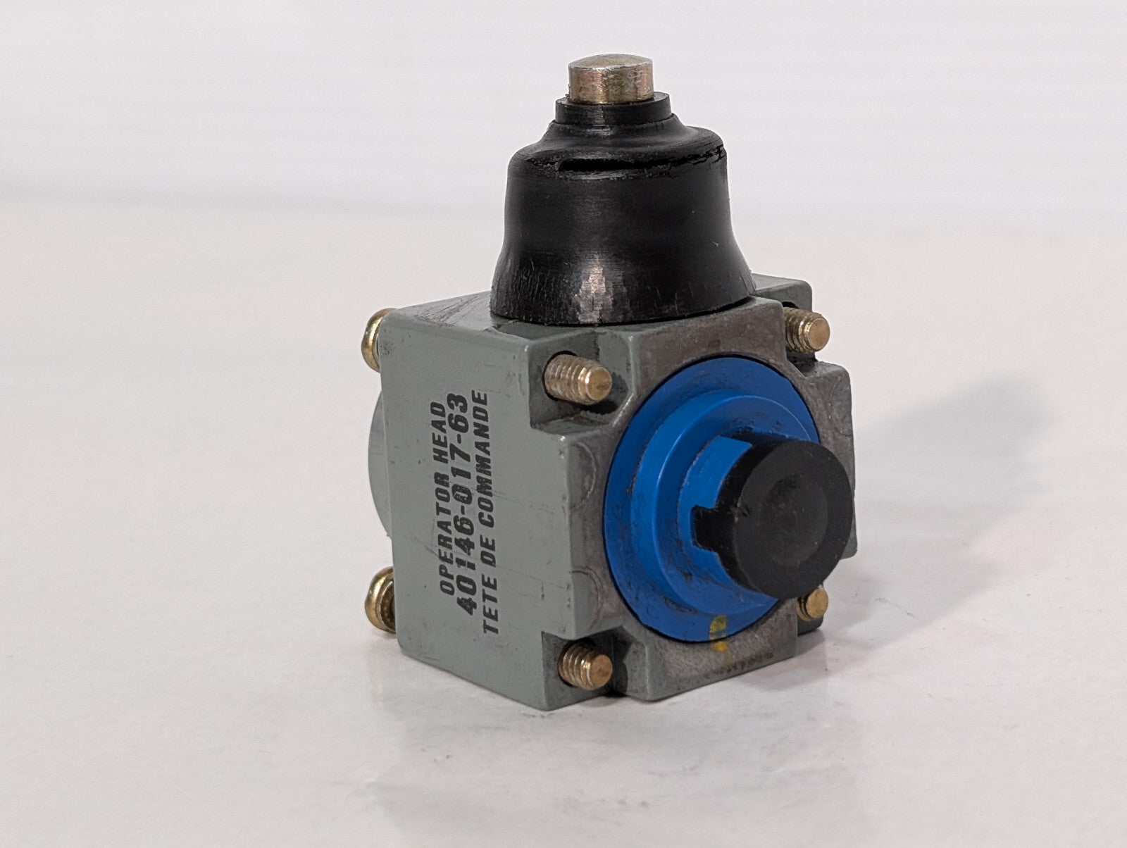 Allen Bradley 40146-017-63 Operator Head for Limit Switch