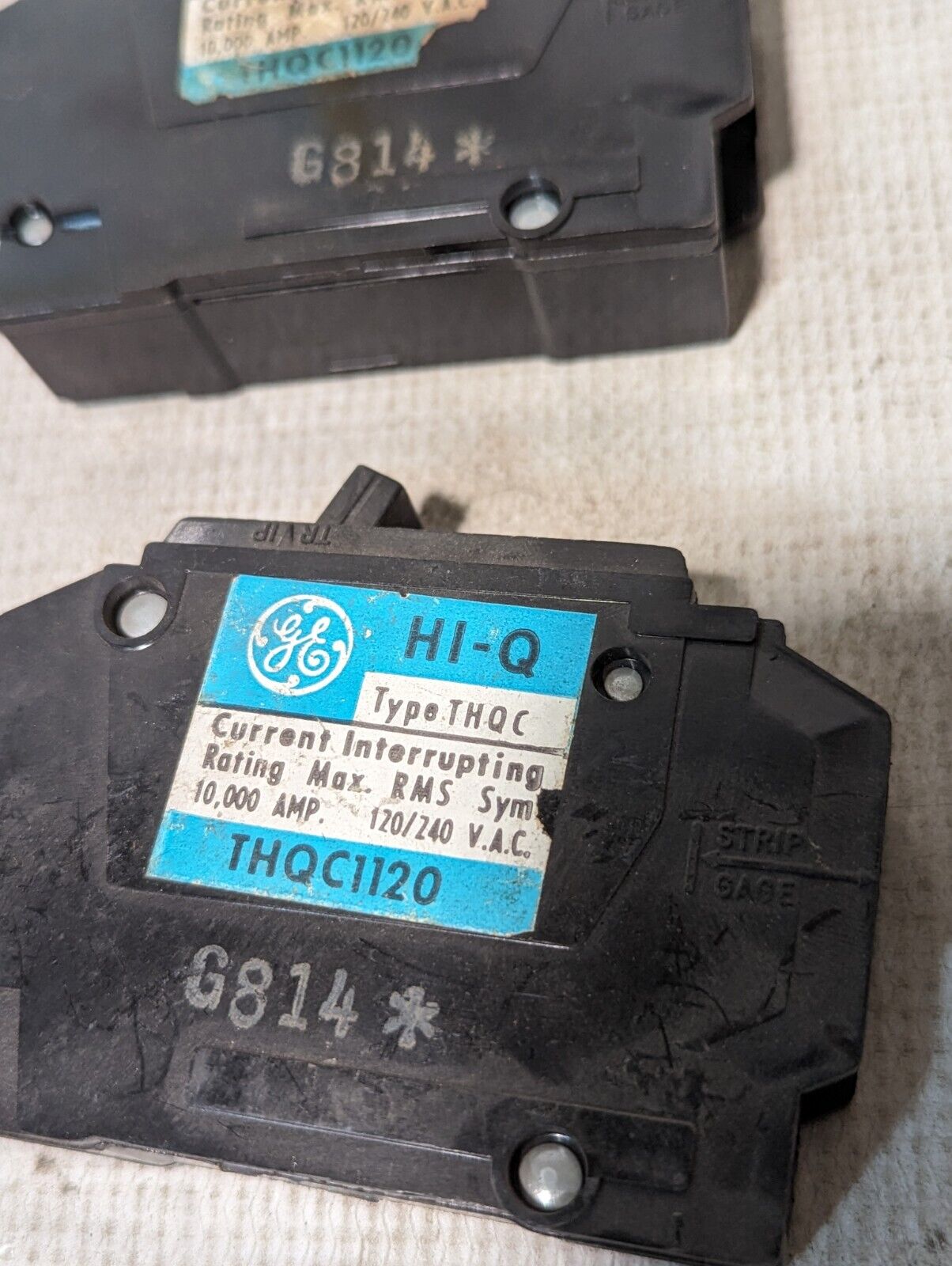 Lot of 5 GE THQC1120 Circuit Breaker, 20A, 120/240VAC, 1-Pole - Free Shipping