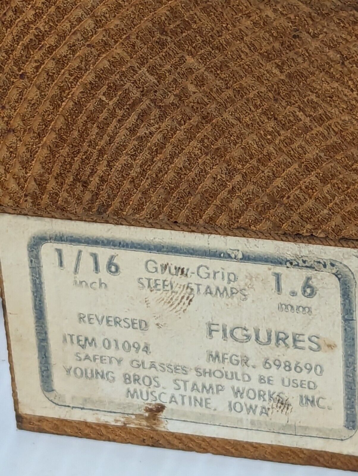 Young Bros. Stamp Works 01094 steel stamp number set, 1/16 inch, w/wooden block