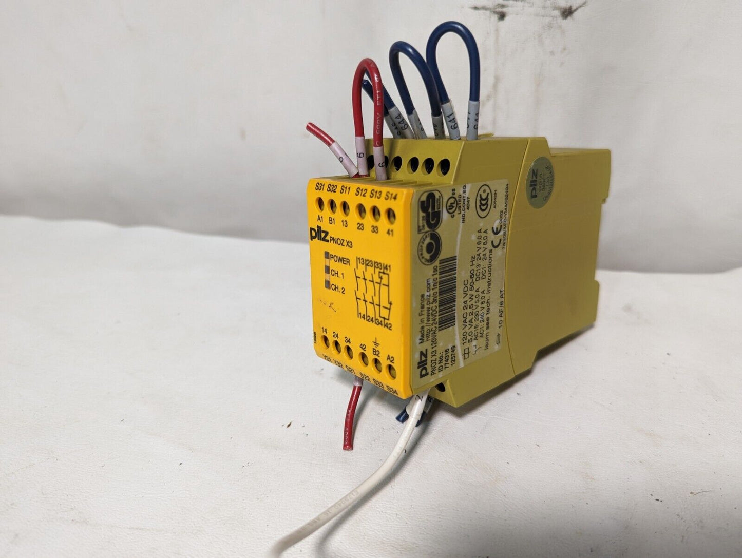 pilz PNOZ X3 safety relay, 120VAC, 24VDC, automatic/monitored start