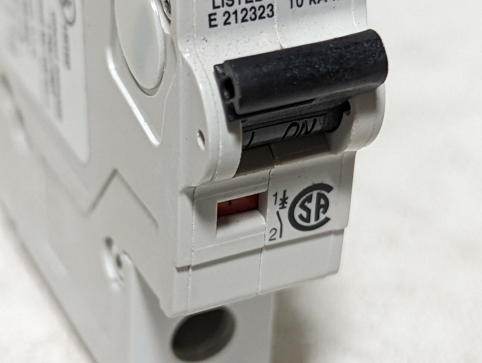 ABB S201U-K5A, 5 amps, 240VAC, 50/60Hz, 1 pole circuit breaker