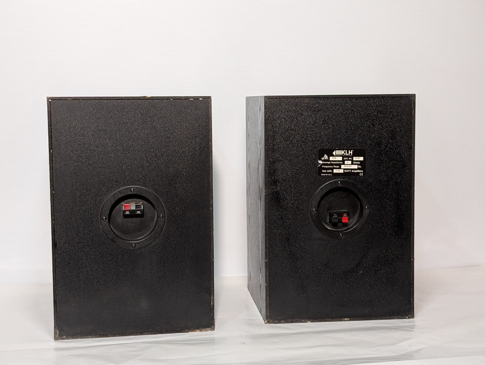 Vintage KLH 900B Black Woodgrain Shelf Speakers, 80Ohm, 50-20kHz, for 5-140W Amp