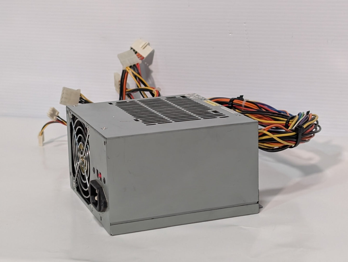 Sparkle Power Inc. FSP300-60GT ATX Power Supply 300W 0.3A -5V 30A 5V