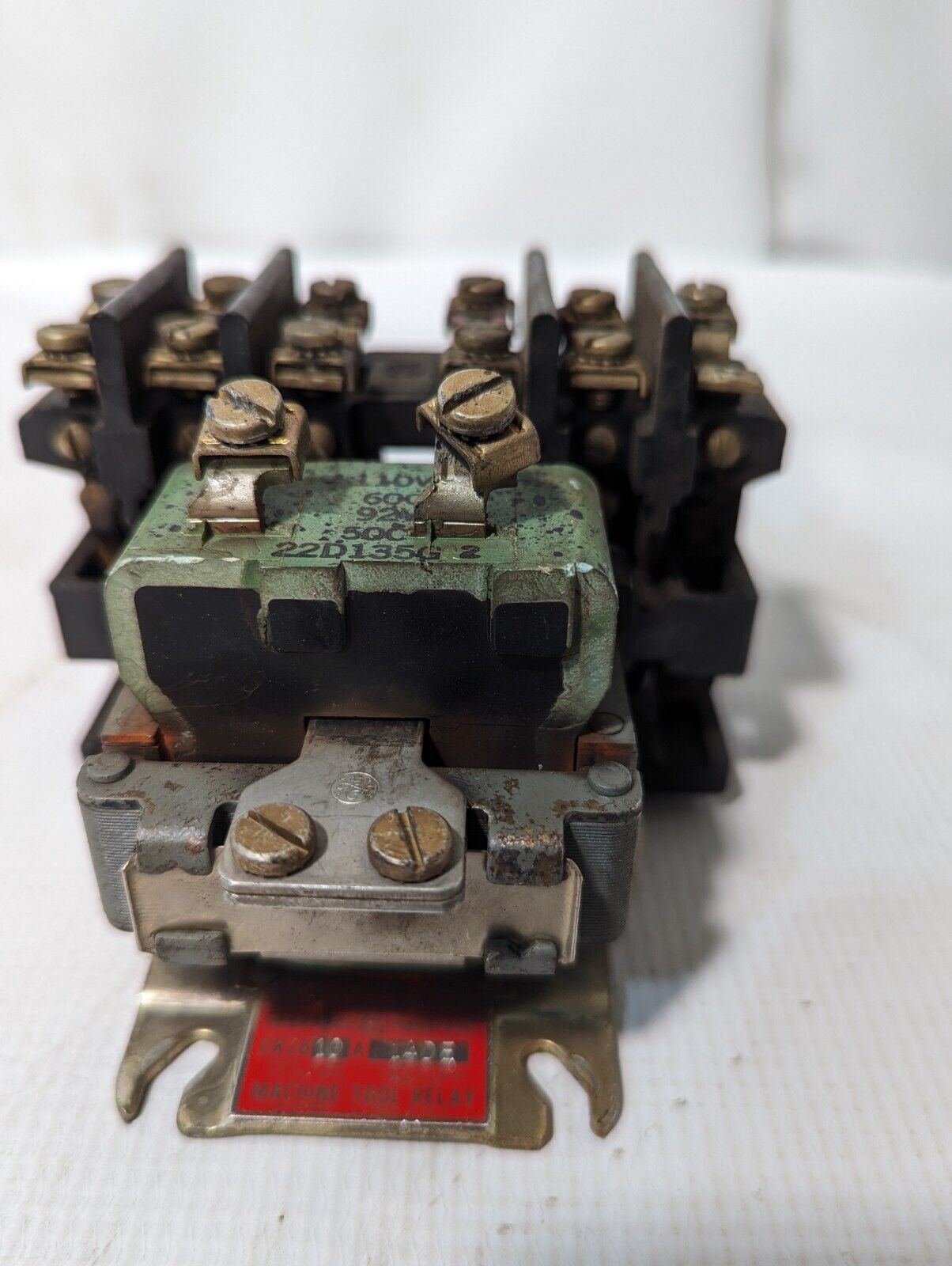 GE General Electric CR2810A 14DE  Machine Tool Relay, 110v Coil, 10A, 600VAC