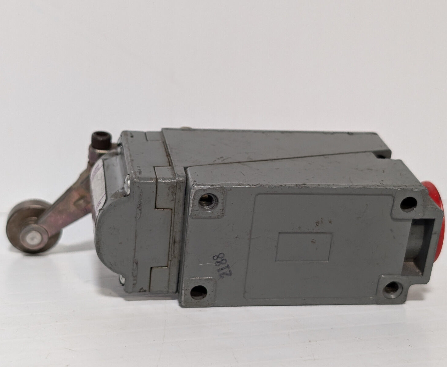 Square D B54B2 Ser 5, Class 9007, Form GL, Heavy Duty Limit Switch, 10 Amp