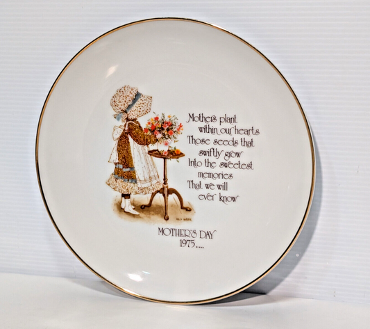 Vintage Holly Hobbie Mother's Day 1975 Collectable Porcelain Plate Made in Japan