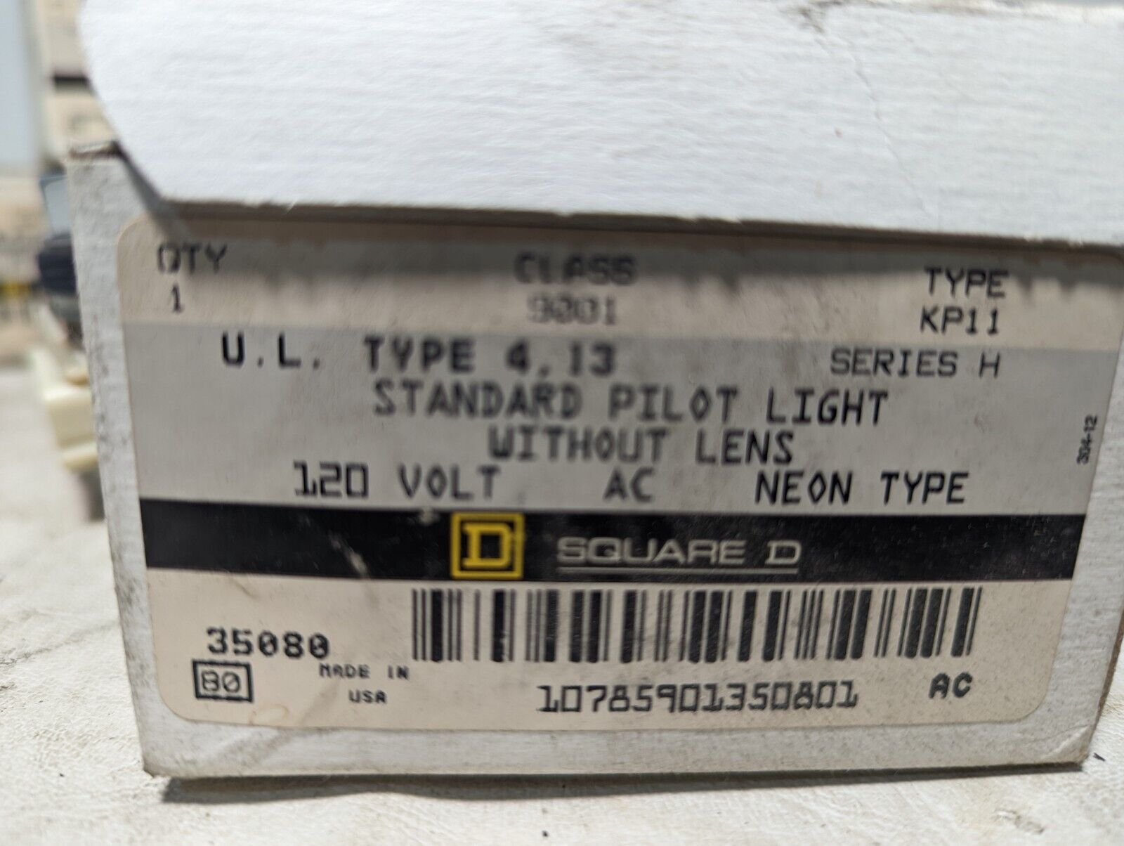 Square D 9001KP11 standard pilot light, Class 9001, Series H, Type KP11, 120VAC